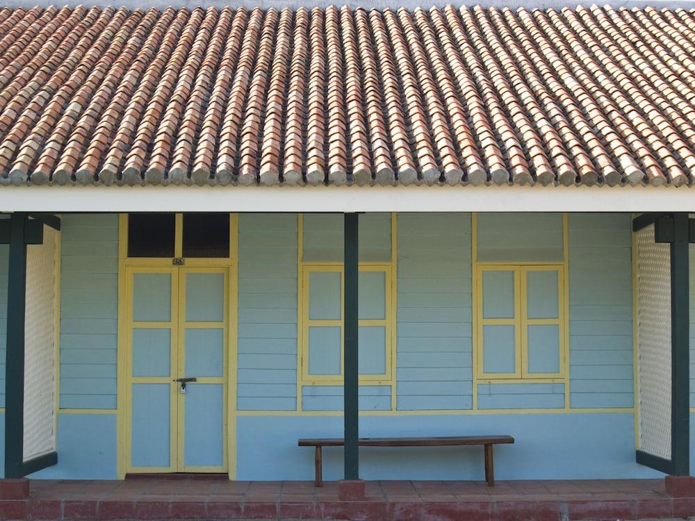 Bon Ton Antique Wooden Villas Пантай Ченанг Екстериор снимка
