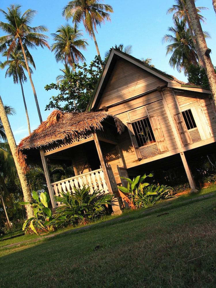 Bon Ton Antique Wooden Villas Пантай Ченанг Екстериор снимка