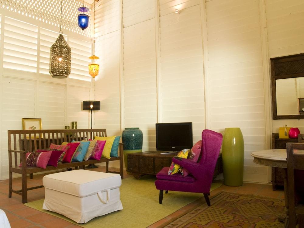 Bon Ton Antique Wooden Villas Пантай Ченанг Екстериор снимка